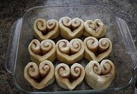 Heart Cinnamon Rolls. why have i never done this? Great for Valentines.