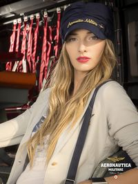 Linea Crew - Aviere Capo Anzhelika Savrayuk