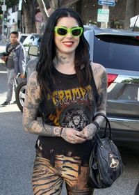 Kat Von D - Kat Von D and Deadmau5 Leaving The Ivy