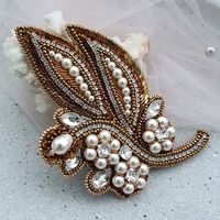 БРОШКИ | АКСЕСУАРЫ | УКРАШЕНИЯ в Instagram: «Новая, изящная, медная красавица подоспела ❤️ ⠀ 👑Кристаллы и жемчуг Сваровски, французские пайетки, японский бисер, стразовые цепочки и…»