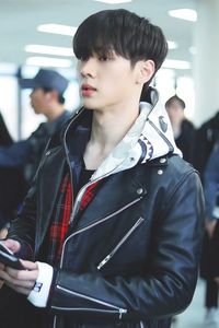 威神 #WayV_KUN #쿤 #KUN #钱锟 //2019.01.17 GMP “我的心略大于整个宇宙”