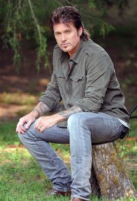 Billy Ray Cyrus - Billy Ray Cyrus Hosts Military Families At His Farm For TV Special