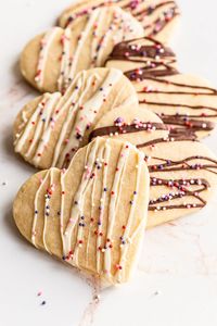Valentine's Day Sugar Cookies | Handle the Heat