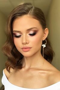 wedding makeup 2019 dusty pink smokey eyes arrows matte nude lips elena_menshik