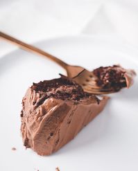 Easy Vegan Chocolate Cake plus Chocolate Frosting