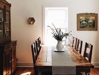 Comfy Farmhouse Dining Room Design Ideas 12
