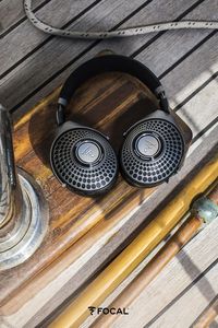 Make your travels and journeys even better with Bathys, the hi-fi wireless noise cancelling headphones by Focal. Experience immersive, true listening anywhere thanks to delightful usability, Bluetooth® and noise cancelling technology that offers perfect isolation from your surroundings!