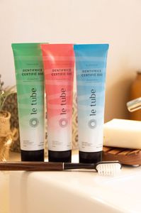 Le dentifrice bio est fabriqué en France, dans le Sud. C'est à vous de composer votre trio de dentifrices !