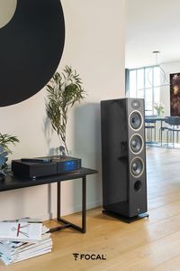 The Made in France Vestia range promises immersive listening sessions, both in Stereo and Home-Cinema. The five models of the range delivers the purity of Focal sound, made even finer thanks to a host of sound details. Refined, they present a dynamic and sleek design that blends seamlessly into all styles of interior.
