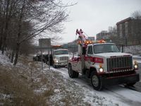 GMC Brigg. / Holmes 1601 with Under Reach