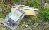 Der herrliche Geschmack von der kalten Räucherung in Verbindung mit der feinen Würzung machen die ROCanossi Würstchen zum perfekten Snack für Zwischendurch.