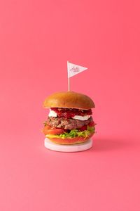 Fotografía de una hamburguesa de La Ostia Divina