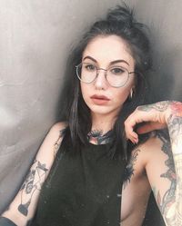 Charcoal hair: o cor perfeita para renovar seu visual com discrição e estilo