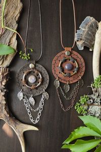 Made by YorKa crafts. Made with upcycled leather scraps.