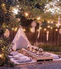 @idreamofhomemaking dreamy boho party setup is perfection! We're inspired. 😍