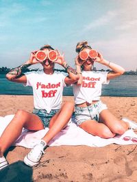 BFF Pictures There's no one like your BFF! They will always have your back and get you through the good & the tough times. Check out these BFF pictures & bestie poses ideas