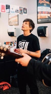 #louistomlinson #tomlinson