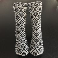 Ravelry: liwes' Flora socks
