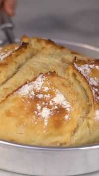 Do projeto #ComerEmCasa do @carrefourbrasil e @cybercookbr, vou te ensinar uma receita prática, rápida e saborosa! O Pão Caseiro tipo Italiano com apenas 4 ingredientes e o melhor é que não precisa sovar!