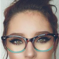 @lupescuevas has got us mesmerized She's looking like such the beauty in our #502024 glasses by sunglassspot