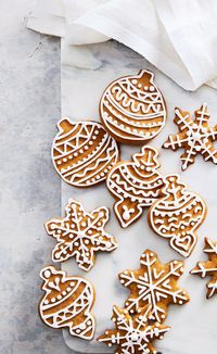 cutest gingerbread cutouts