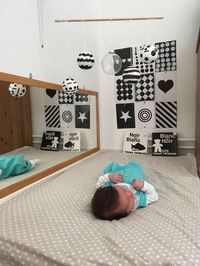 Nido Montessori noir et blanc pour bébé 0-6 mois