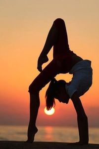 this is super pretty I remember when I did gymnastics on the beach