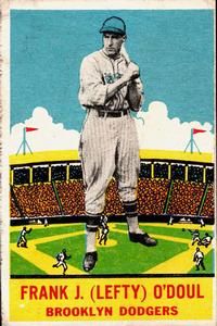 1933 Delong (R333) #10 Lefty O'Doul Front
