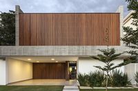 Gallery of Castro House / Aguirre Arquitetura - 1