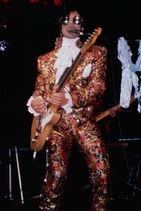 A Look at Prince’s Sexy 4-Decade Style Reign: Circa 1984