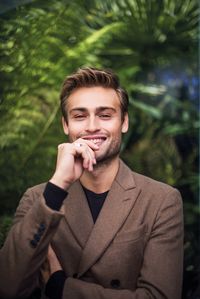 The Legend: Douglas Booth