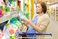 Get the facts on some of the better cleaning products to use when pregnant as well as some of the worst.