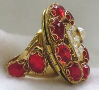 Locket ring belonging to Queen Elizabeth I