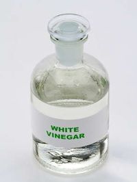 White vinegar for laundry