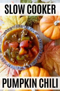A savory Fall slow cooker Pumpkin chilli recipe perfect for warming your bones up on a cool evening. #pumpkinrecipes #chilirecipes #chili #slowcookerrecipes #fallrecipes