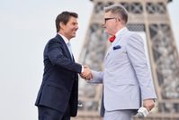 #MissionImpossible #ChristopherMcQuarrie #TomCruise #EiffelTower #Paris #WorldPremiere
