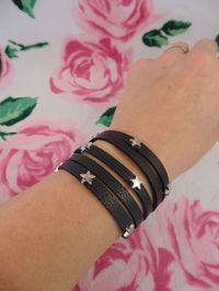 Beautiful Handmade Leather Bracelet Check it out on #etsy #tammibboutique . . #jewelry #bracelet #leather #leatherbracelet #leatherjewelry #blackbracelet #bikerjewelry #leatheraccessories #handmadejewelry #rockandrolljewelry #fashion #leathergoods #leatherworks #handmadeleather #jewelryoftheday #jewelryforsaleshophandmade #etsygifts #leatheraccessories #rusticjewelry