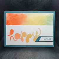Helaas zijn de Hello You stansen die Ingrid Nellen heeft gebruikt om het woord Happy uit te stansen al een flinke tijd uit het assortiment. De kaart is er niet minder mooi om. De prachitge achtergrond heeft ze zelf gemaakt en nadat ze de Happy spreuk had uitgestanst heeft ze het velletje wat textuur gegeven met de Subtles 3d embossing folder. Mooi hoor. #prulleke #prullekekleurencombinatie #stampinupnederland #helloyoudies #kleurencombinatie #subtlesembossingfolder #subtles3dembossingfolder