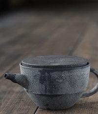 Takeshi Omura Teapot