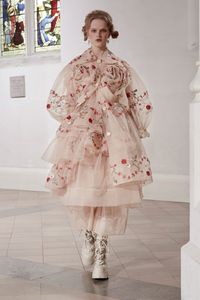 Simone Rocha Fall 2021 Ready-to-Wear Collection | Vogue