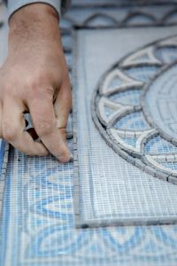 What goes into the creation of our mosaics? We’ve had so much interest in the actual process of creating our handmade mosaic pieces, we’re devoting this article to it! #mozaico #mosaics #DIY #howto