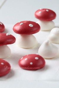 Meringues champignons - www.puregourmandise.com