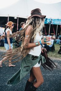 Bluesfest 2016 Festival Style | Spell & The Gypsy Collective