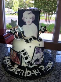 Marilyn Monroe by Royalty_Cakes, via Flickr