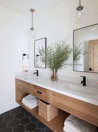 Interior Design Ideas: Lindsay Hill Interiors | Home Bunch - An Interior Design & Luxury Homes Blog | Bloglovin’