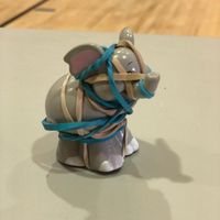 Animal Rescue is one of my favorite fine motor practice activities for little learners! Just fine a few plastic animals and wrap those rubber bands in all sorts of ways! Kids are TOTALLY silent and engaged while rescuing their animal and strengthening their finger muscles 💪🏻 #finemotorskills #homeschool #iteachtoo #teacher #interventionteacher