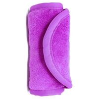 Wipes and micellar water really not your thing? Try Sho'dol Cosmetics' makeup remover towel instead. #shodolcosmetics #blackowned #blackownedbeautybrands #blackownedmakeup #makeupremover #makeupremovertowel #beauty #beautyproducts #makeup #makeupproducts #cosmetics #cosmeticsproducts #beautytowel