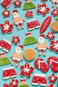 How to Make Mele Kalikimaka Cookies with a Video Tutorial via www.thebearfootbaker.com