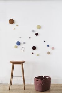 Taking a playful approach to the conventional coat hook, Dots can be arranged in infinite numbers and combinations in a variety of sizes, as exemplified here at NYCxDesign in New York. #muuto #newperspectives #scandinaviandesign #interior #interiordesign #deco #homedecor #nycxdesign