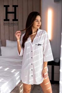 This women's sleep shirt is made in Europe from 100% high-quality cotton.